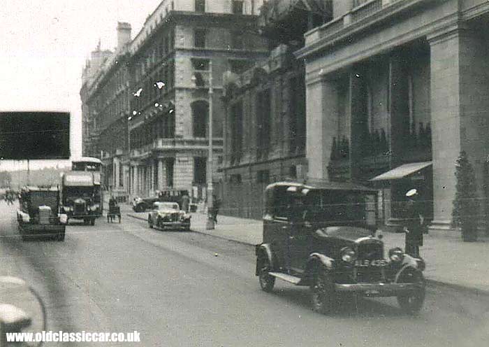 London Taxi in the 1930s