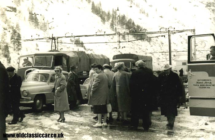 Simca Aronde at the Swiss/Austrian border